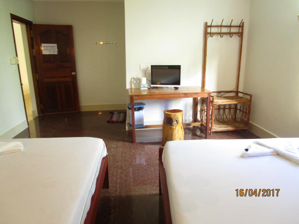 Visal Sak Guesthouse Kep Luaran gambar